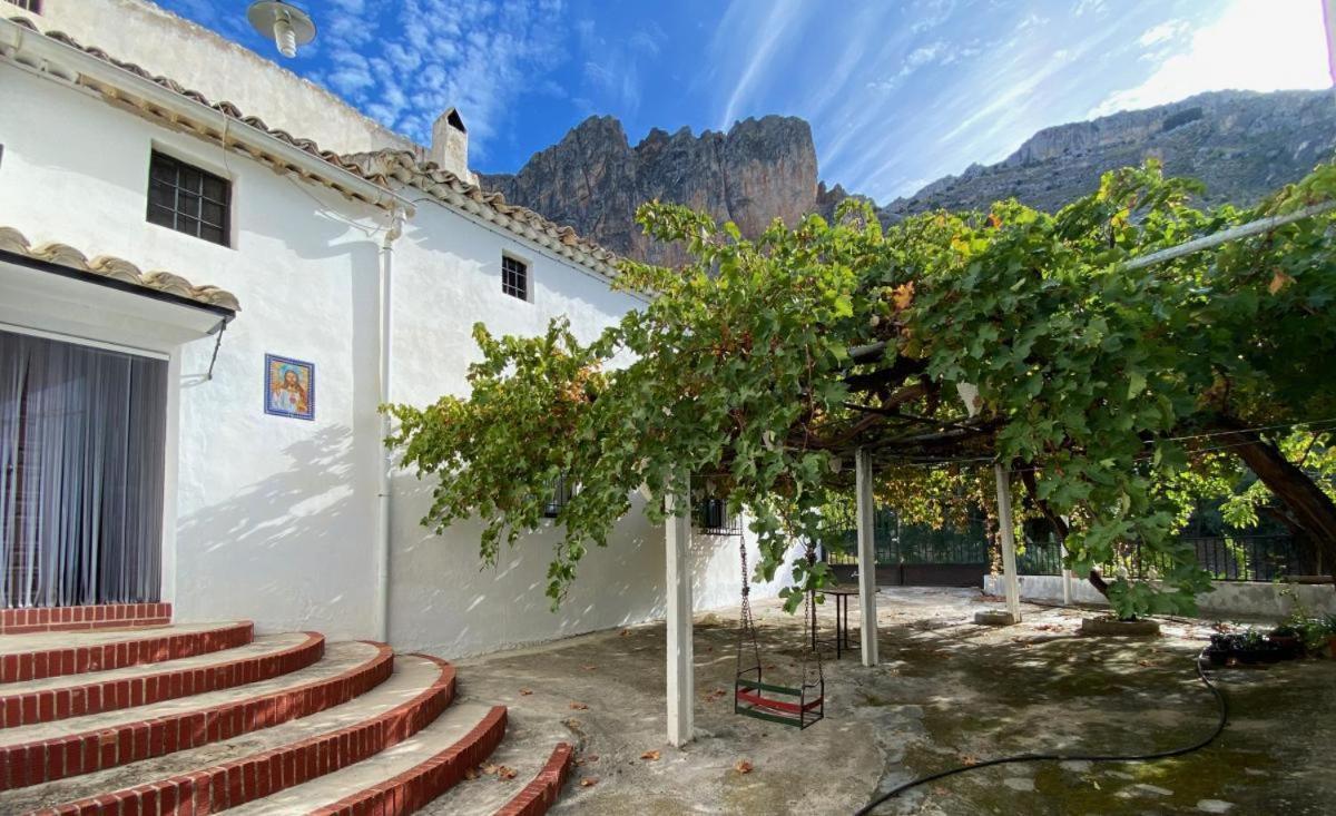 Cortijo El Chorreadero En Parque Natural Sierra De Cazorla Los Rosales  Buitenkant foto